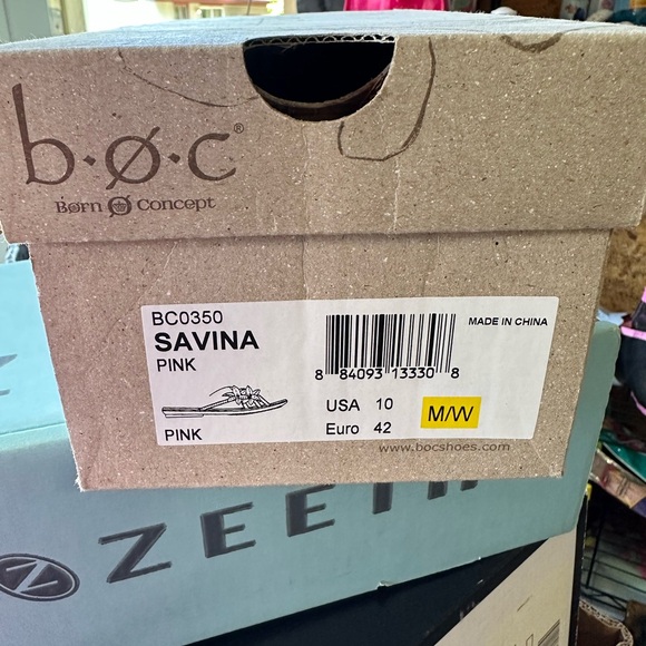 B.ø.C pink sandals - Picture 4 of 4